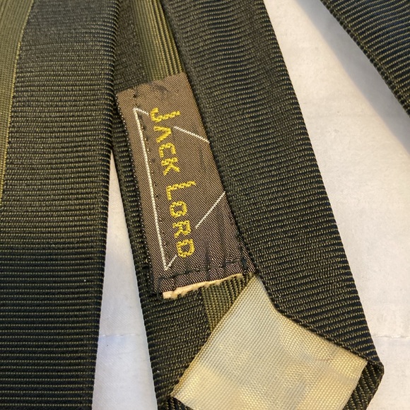 Vintage skinny tie with Jack Lord tag - Picture 2 of 4